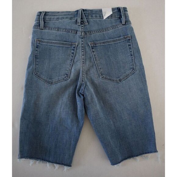 Good American GBS075T Women's Sz 0/25 Blue Bermuda Shorts w/ Frayed Hemline $99+ - Picture 2 of 8
